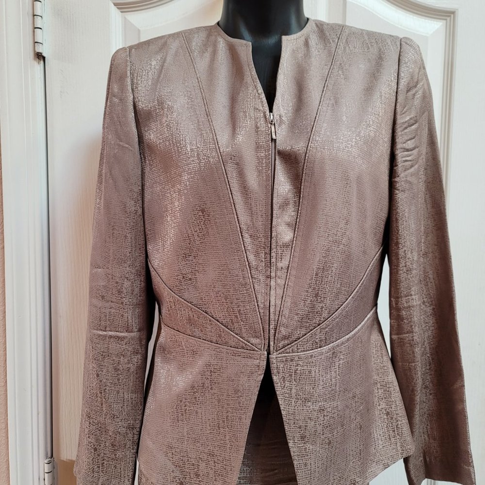 Designer Adrianna Papell Silk Suit - EUC! - Picture 2 of 6